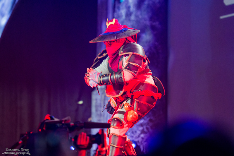 Illustration for article titled The Most Mind-Blowing and Astonishing Cosplay From BlizzCon 2015!